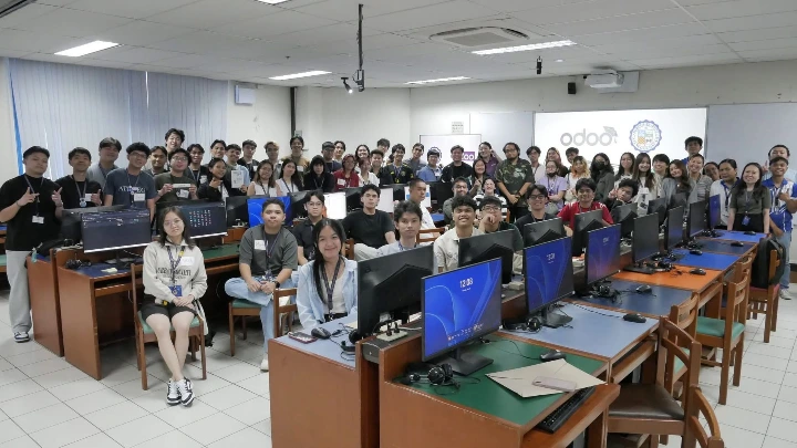 Джерело: Odoo Blog Студенти Ateneo de Davao University на воркшопі Odoo Education