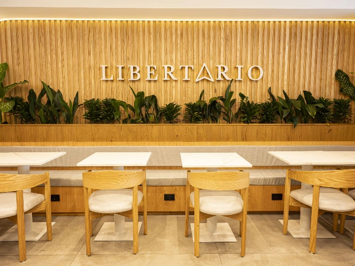 Кав'ярня Libertario Café в Мехіко